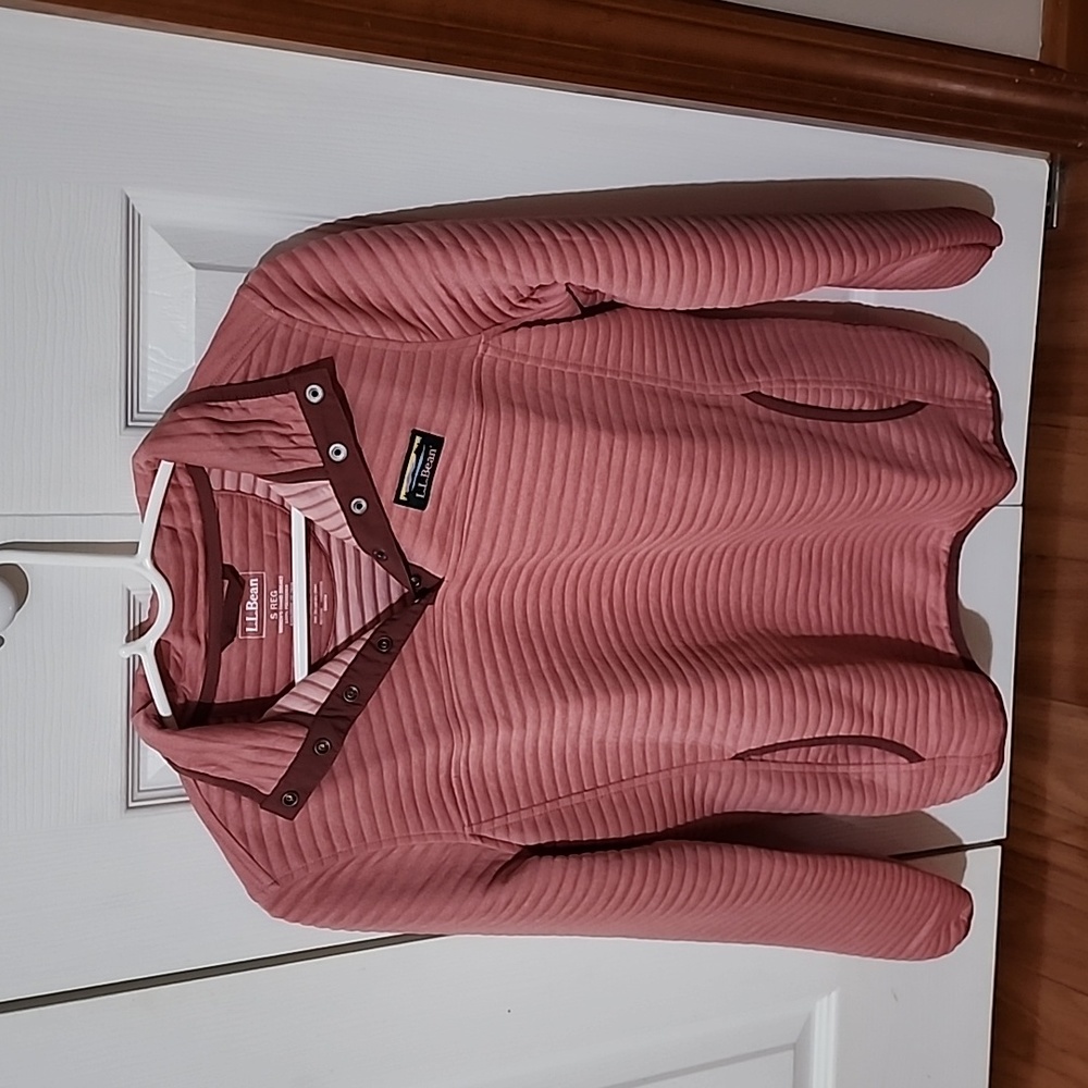 LL Bean Airlight 1/4 snap pullover